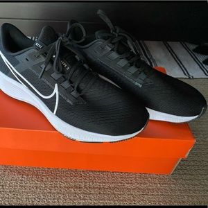 NIKE AIR ZOOM PEGASUS